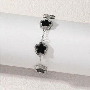 Flower Bracelet S1308